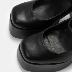 Darkbloom Black Platform Heels<KOI footwear Best