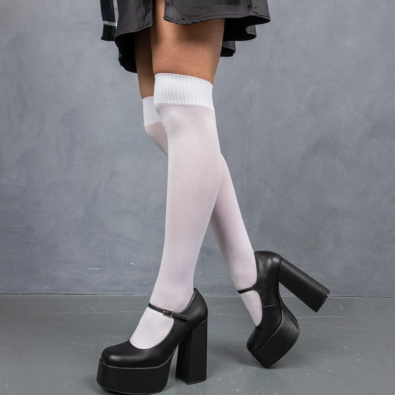Darkbloom Black Platform Heels<KOI footwear Best