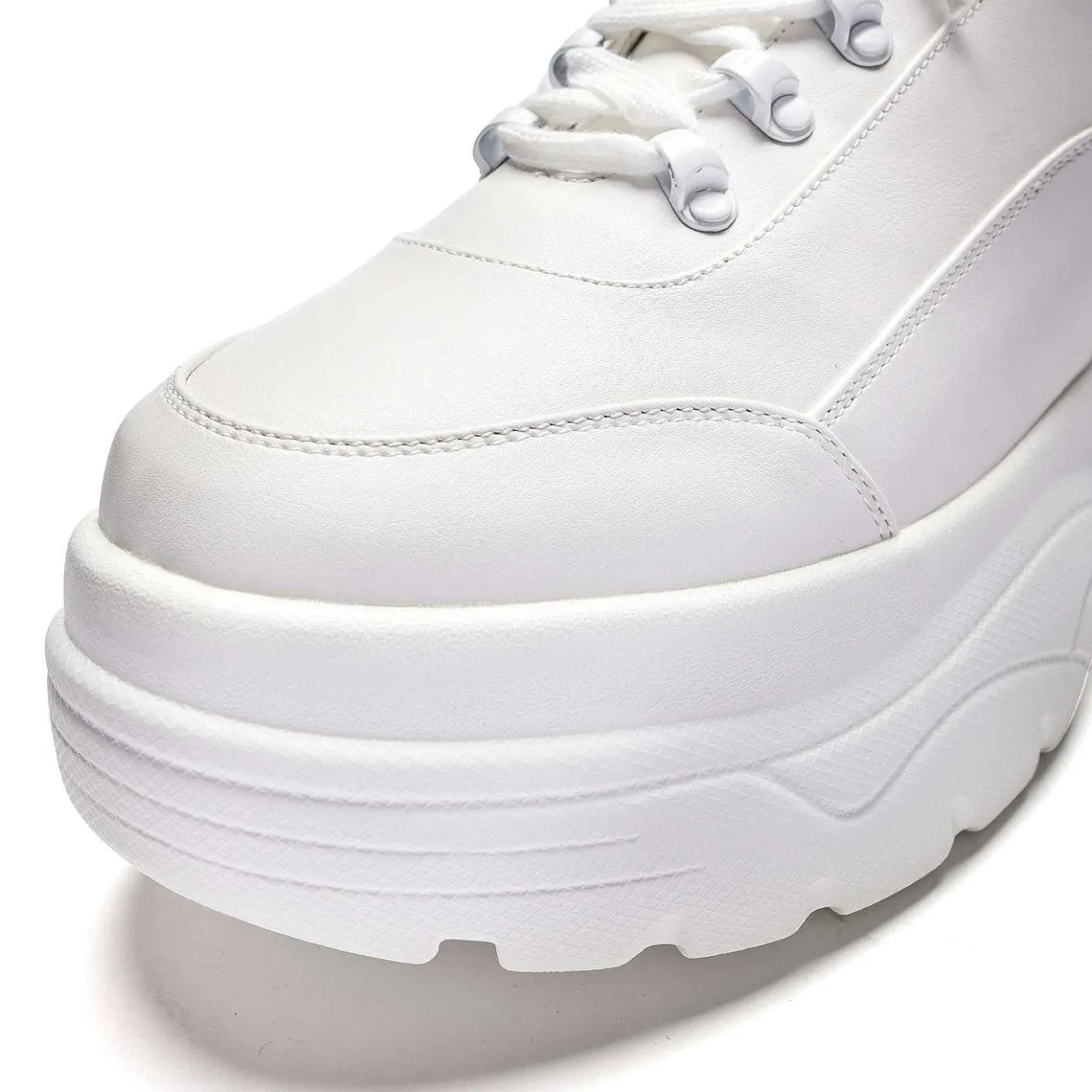 Jennie Striker White Chunky Bubble Trainers<KOI footwear