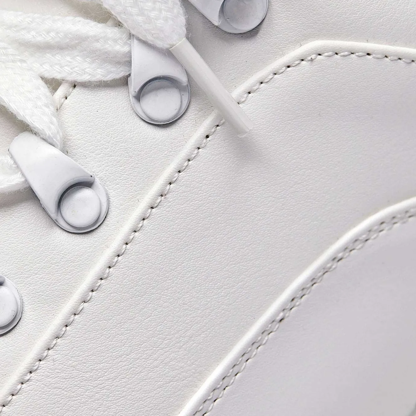 Jennie Striker White Chunky Bubble Trainers<KOI footwear