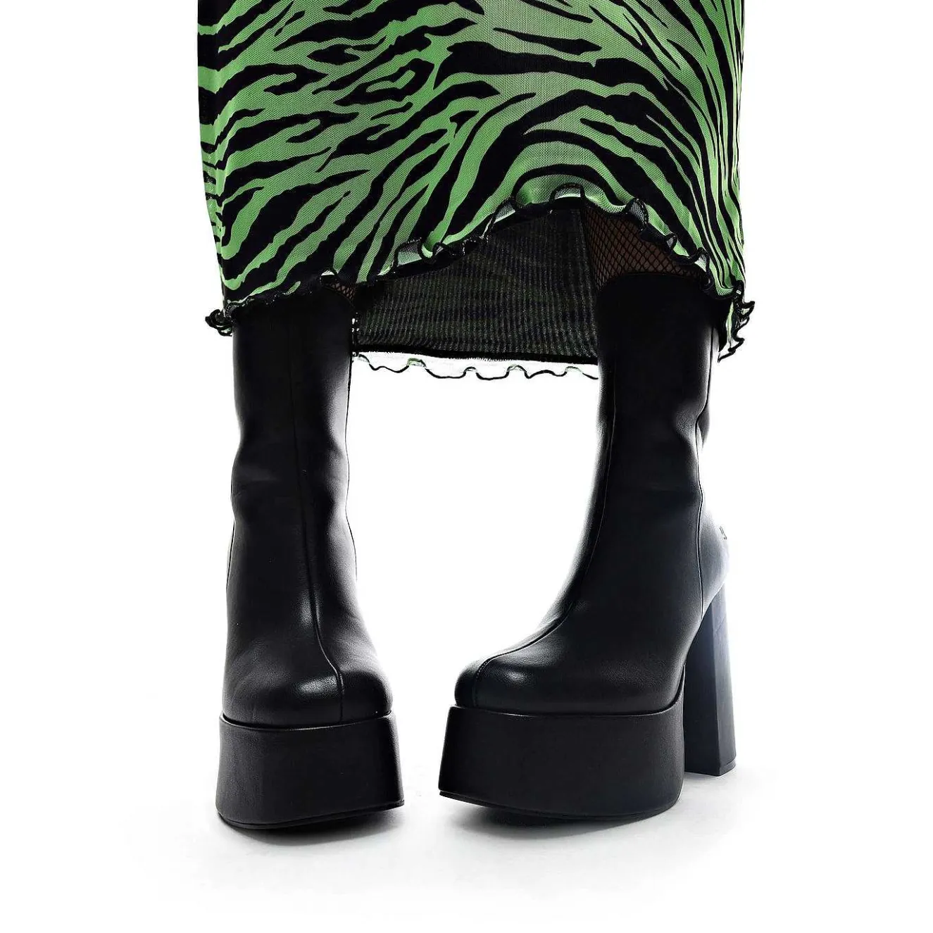 Lexus Black Platform Heeled Boots<KOI footwear Online