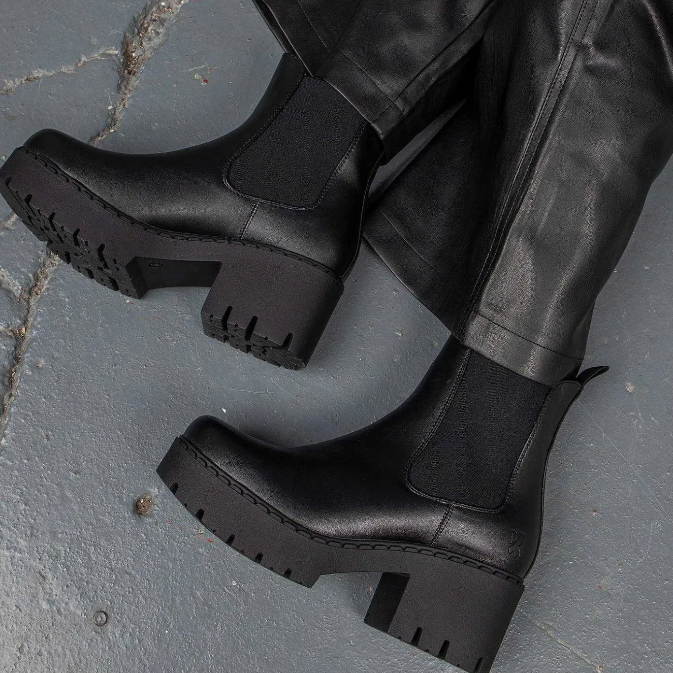 Orson Switch Chelsea Boots<KOI footwear Hot