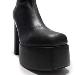 The Redemption Plus Size Thigh High Boots<KOI footwear